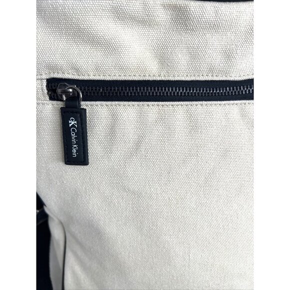 Calvin Klein Beige Canvas Crossbody Bag With Black Strap & Zipper - Picture 2 of 12